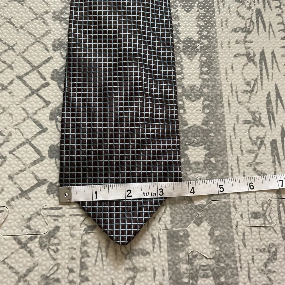 🌸clearance Barneys New York tie 100% silk - Picture 3 of 5